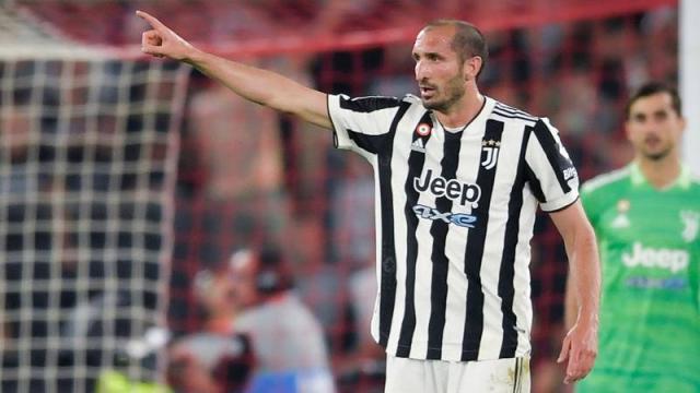 1652313279560055705.jpg Juve-Chiellini-the-announcement-of-the-farewell-Im-sorry-without.jpg
