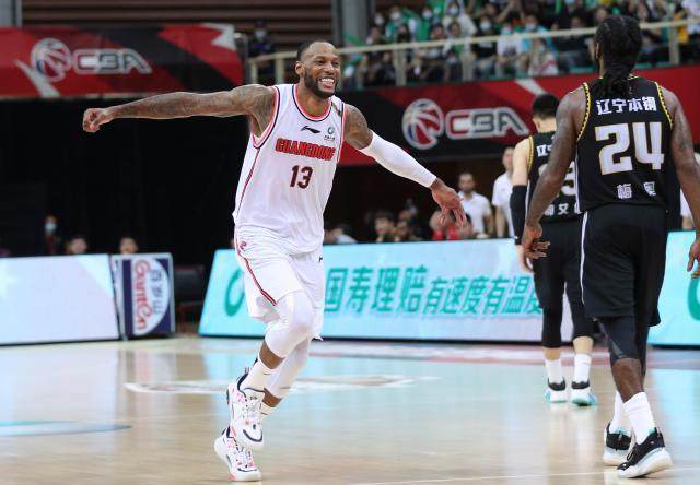 CBA为何选择全华班开场?本土球员或迎来全面爆发